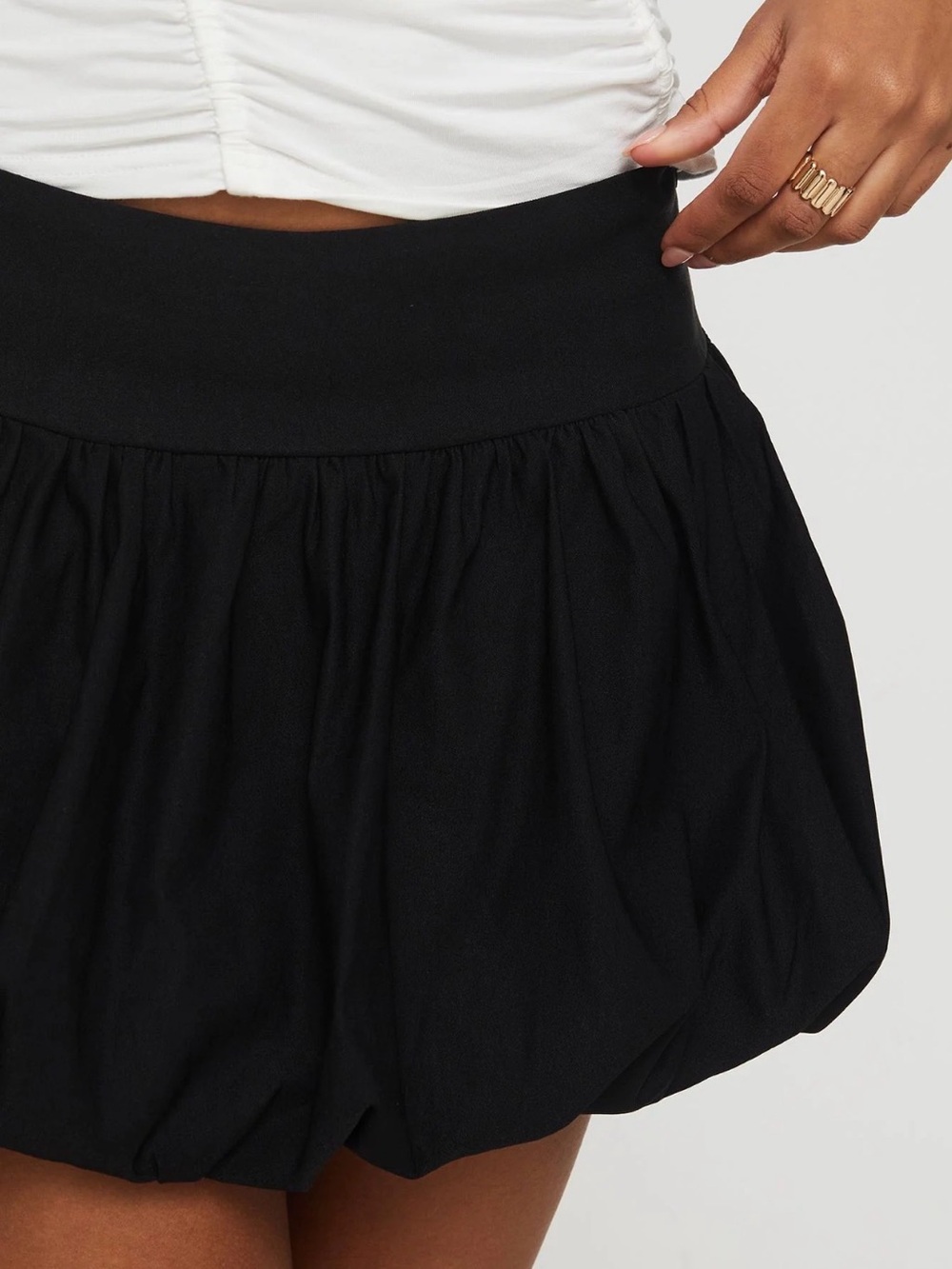 Zara Black Bubble-Hem Skort